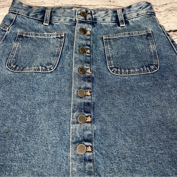 Zara Denim Mini Skirt with Raw Hem Size M - Picture 4 of 8
